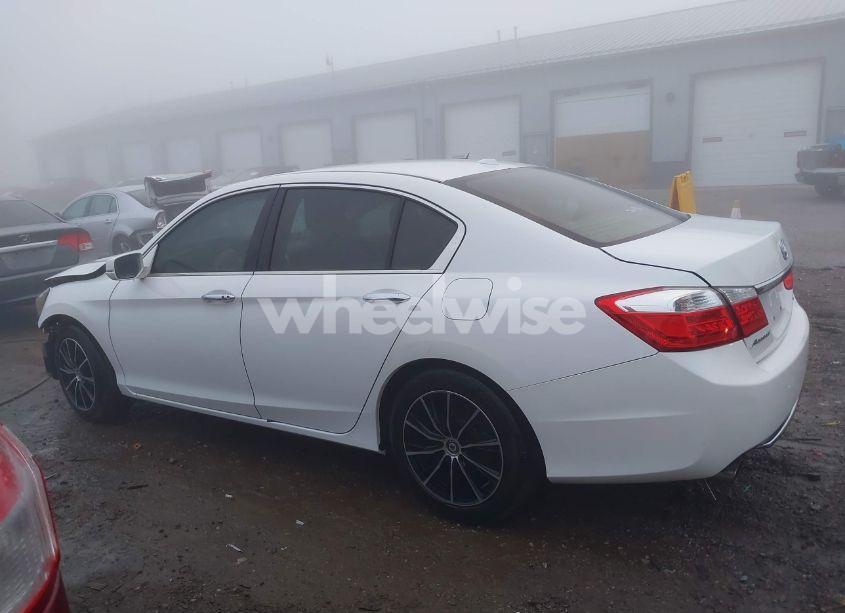 Photo 14 of 2015 Honda Accord TOURING (VIN 1HGCR3F99FA035537)