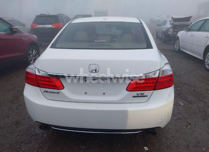 Photo 16 of 2015 Honda Accord TOURING (VIN 1HGCR3F99FA035537)