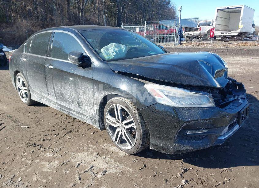 2016 Honda Accord TOURING (VIN 1HGCR3F99GA035796) main photo