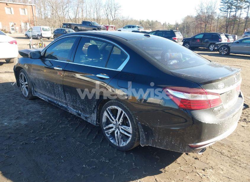 Photo 3 of 2016 Honda Accord TOURING (VIN 1HGCR3F99GA035796)