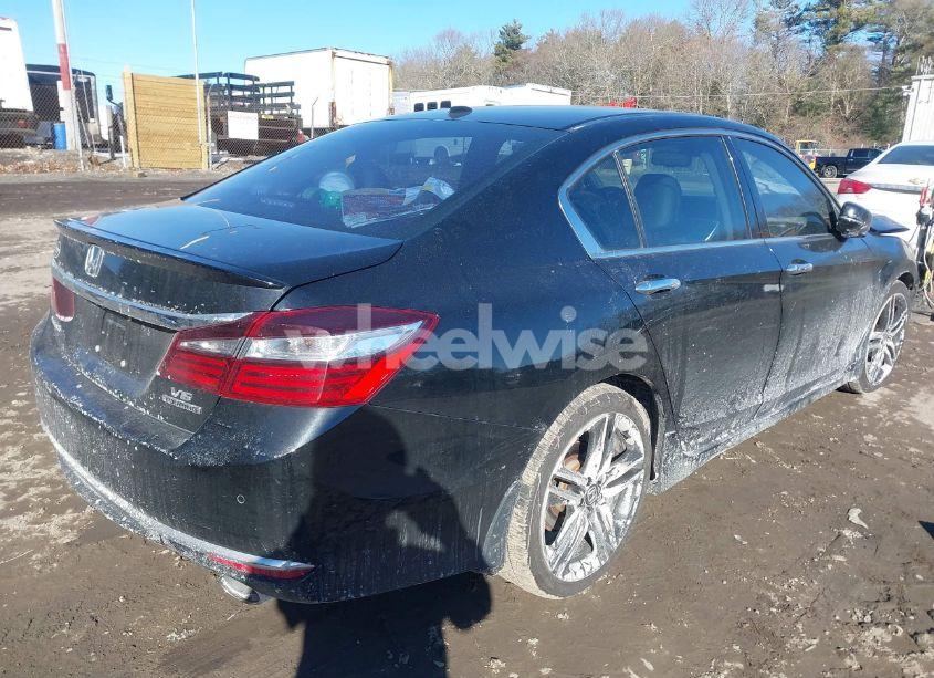 Photo 4 of 2016 Honda Accord TOURING (VIN 1HGCR3F99GA035796)