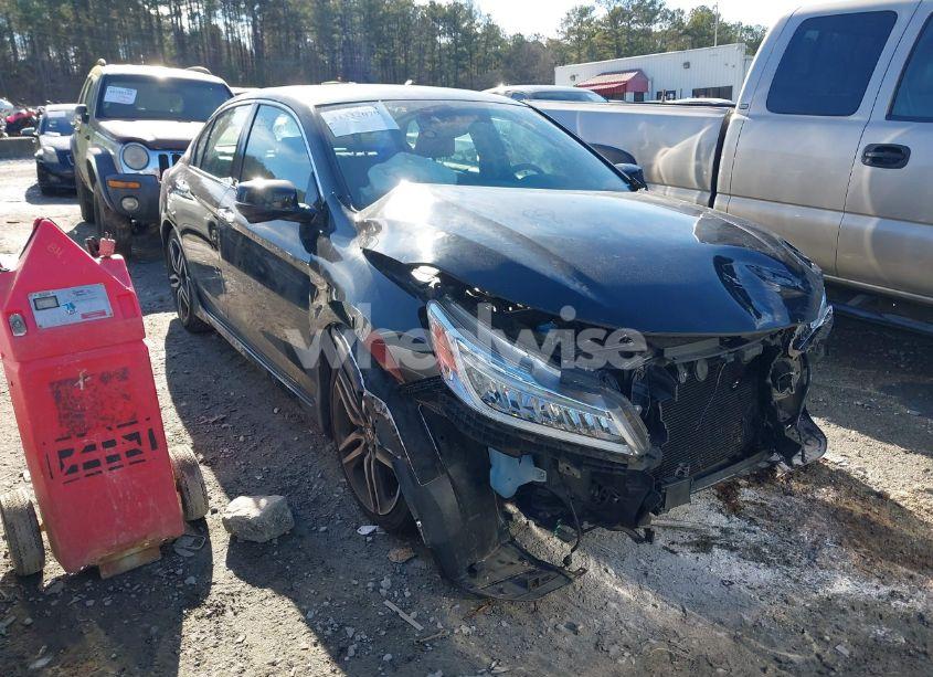 2017 Honda Accord TOURING V6 (VIN 1HGCR3F99HA025769) main photo