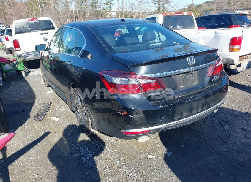 Photo 3 of 2017 Honda Accord TOURING V6 (VIN 1HGCR3F99HA025769)