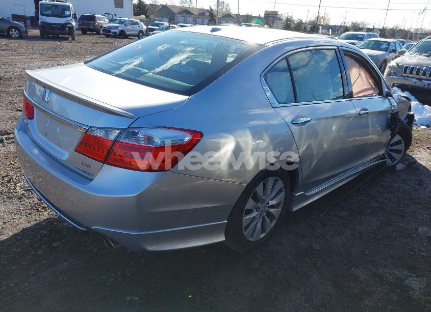 Photo 4 of 2013 Honda Accord TOURING (VIN 1HGCR3F9XDA020140)