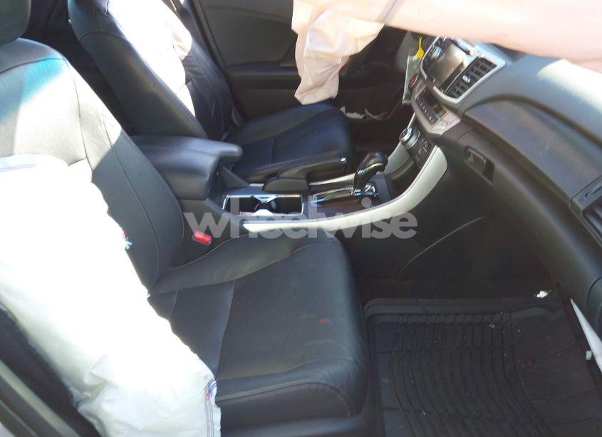 Photo 5 of 2013 Honda Accord TOURING (VIN 1HGCR3F9XDA020140)