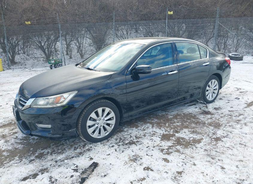 Photo 2 of 2013 Honda Accord TOURING (VIN 1HGCR3F9XDA029436)