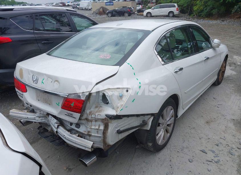 Photo 4 of 2013 Honda Accord TOURING (VIN 1HGCR3F9XDA032241)