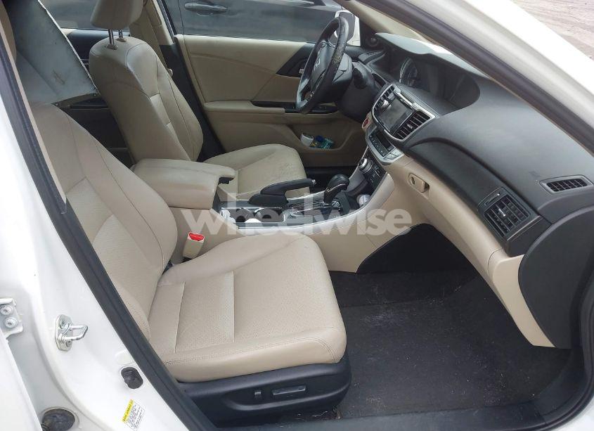 Photo 5 of 2013 Honda Accord TOURING (VIN 1HGCR3F9XDA032241)