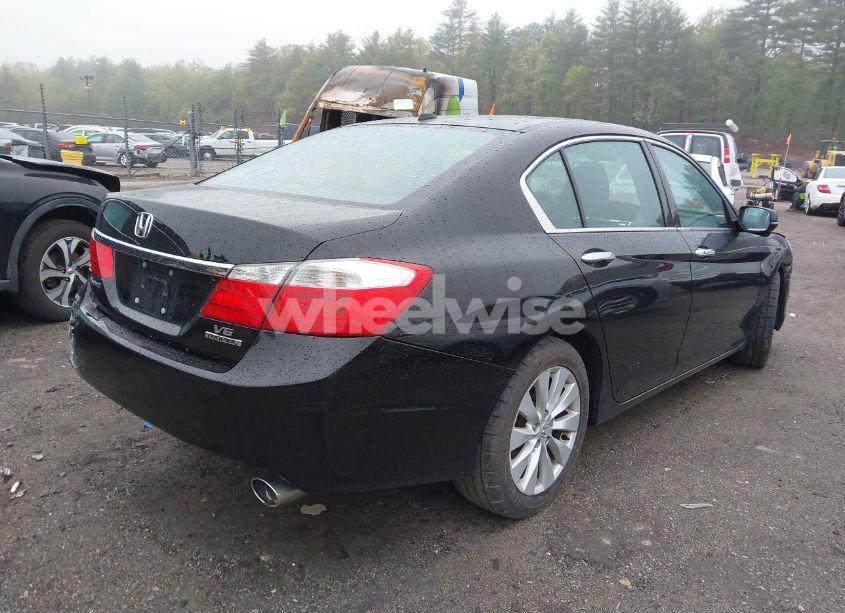 Photo 4 of 2014 Honda Accord TOURING (VIN 1HGCR3F9XEA009804)
