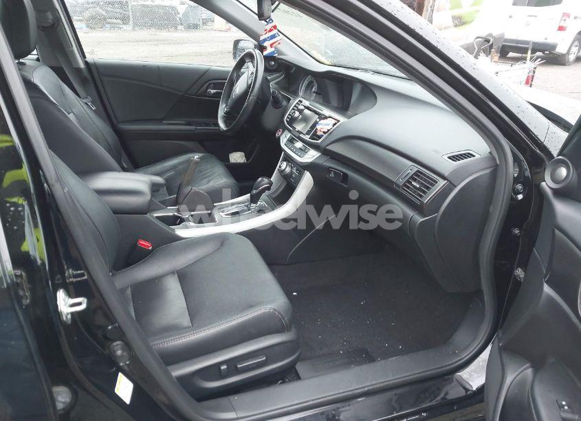 Photo 5 of 2014 Honda Accord TOURING (VIN 1HGCR3F9XEA009804)