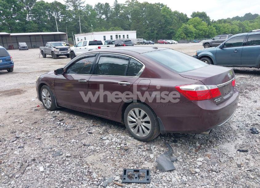 Photo 3 of 2015 Honda Accord TOURING (VIN 1HGCR3F9XFA010985)