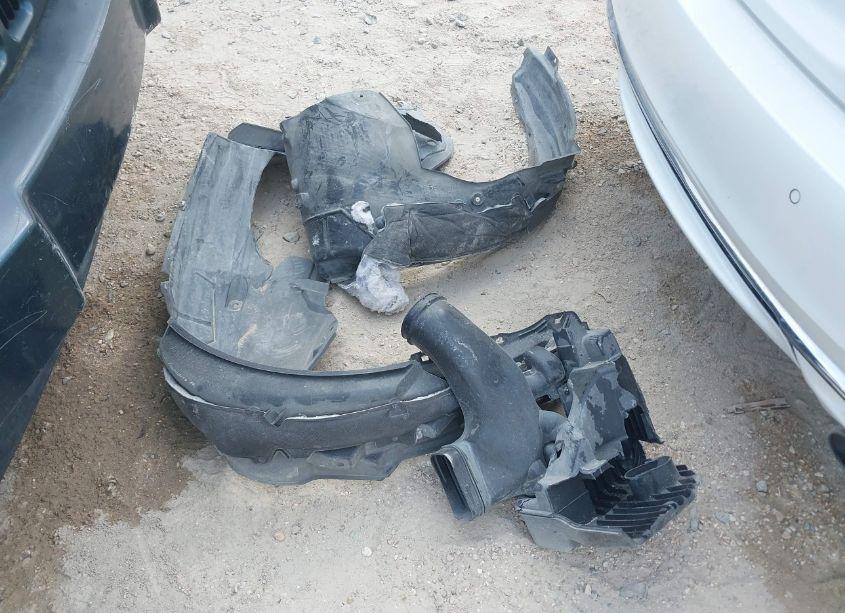 Photo 12 of 2016 Honda Accord TOURING (VIN 1HGCR3F9XGA005917)