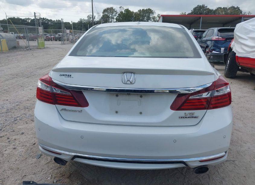 Photo 17 of 2016 Honda Accord TOURING (VIN 1HGCR3F9XGA005917)