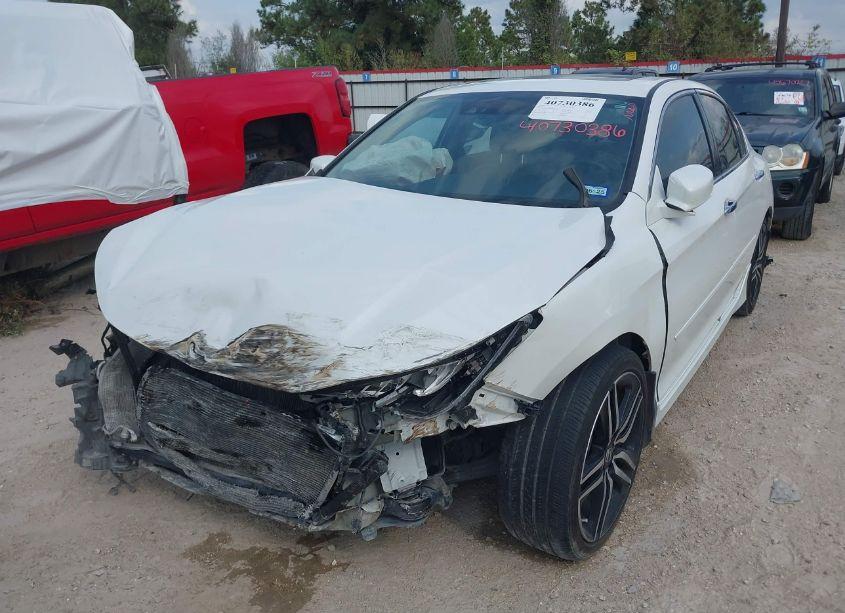 Photo 6 of 2016 Honda Accord TOURING (VIN 1HGCR3F9XGA005917)