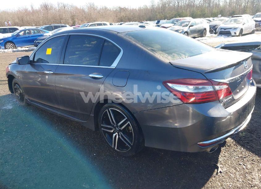 Photo 3 of 2016 Honda Accord TOURING (VIN 1HGCR3F9XGA018943)