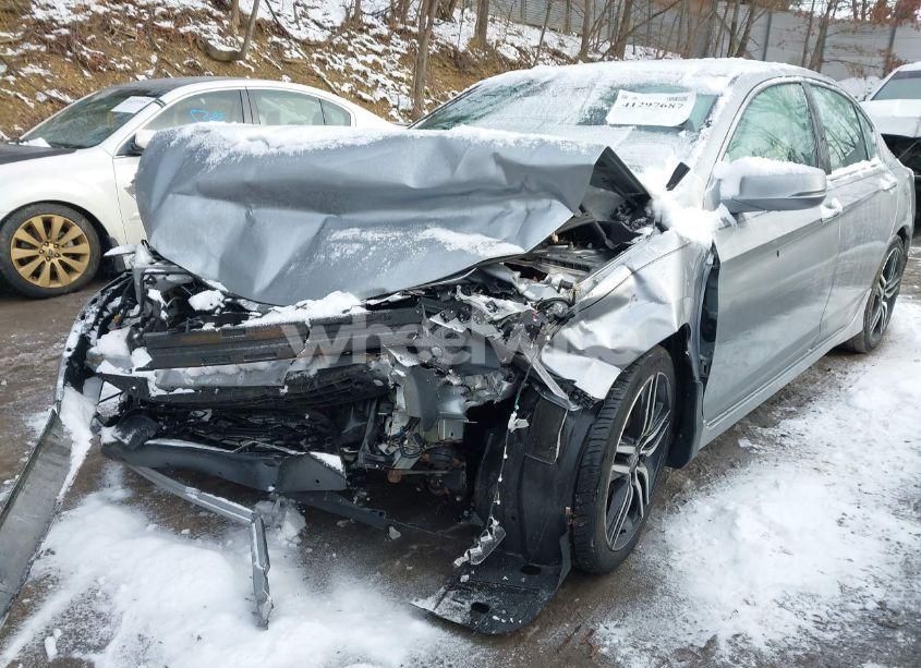 Photo 12 of 2016 Honda Accord TOURING (VIN 1HGCR3F9XGA023270)