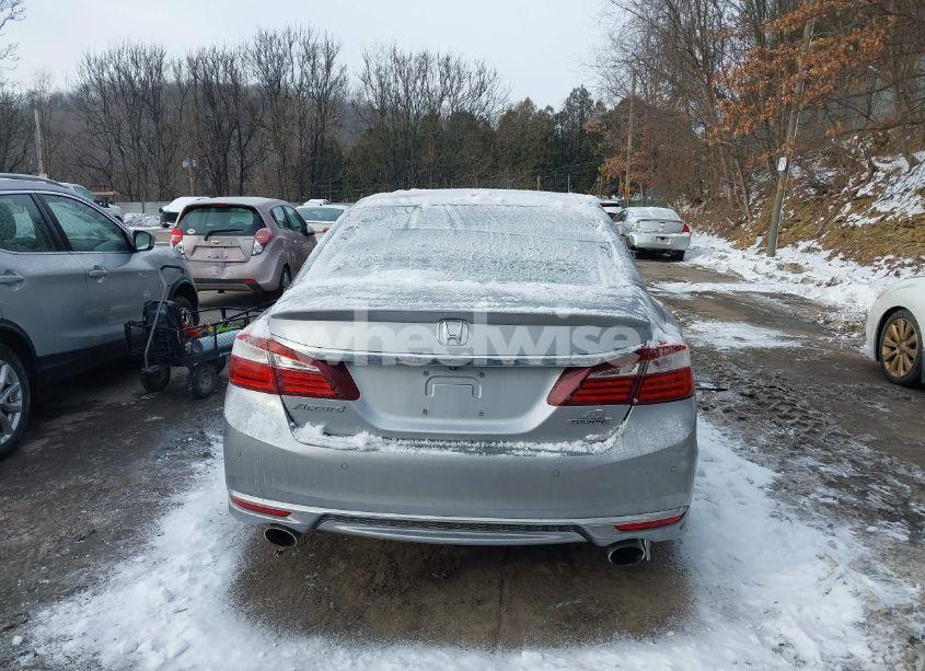 Photo 17 of 2016 Honda Accord TOURING (VIN 1HGCR3F9XGA023270)