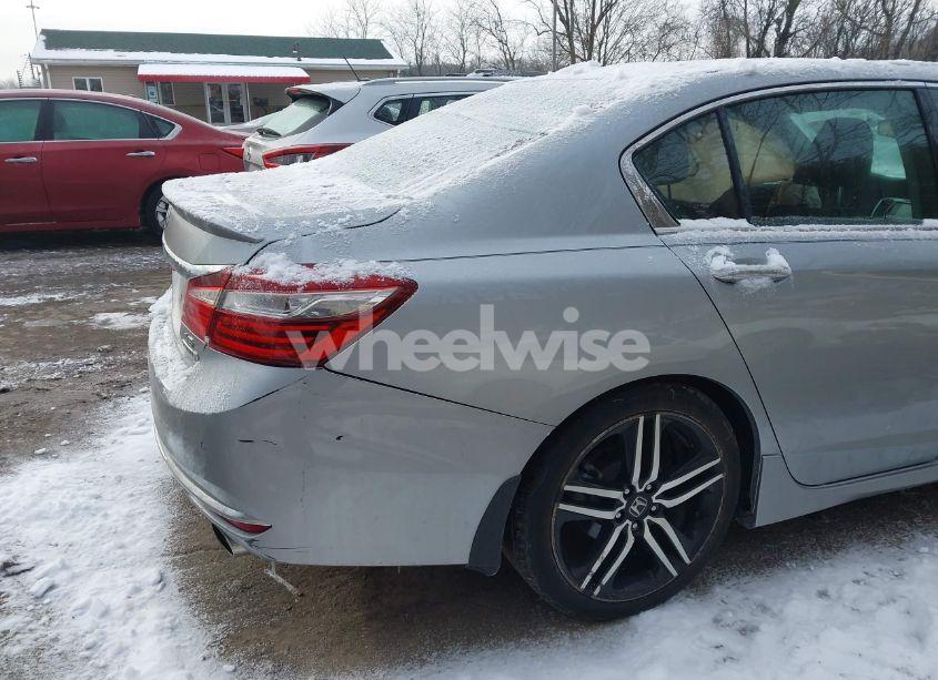 Photo 21 of 2016 Honda Accord TOURING (VIN 1HGCR3F9XGA023270)