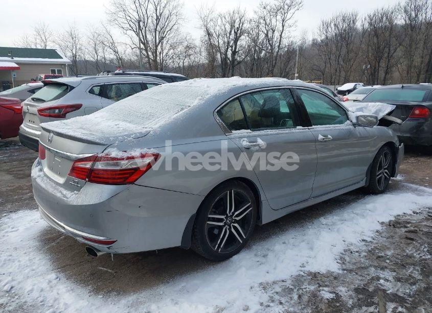 Photo 4 of 2016 Honda Accord TOURING (VIN 1HGCR3F9XGA023270)