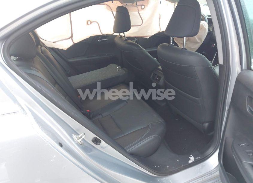 Photo 8 of 2016 Honda Accord TOURING (VIN 1HGCR3F9XGA023270)