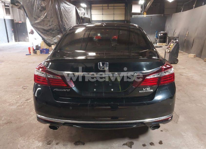Photo 16 of 2016 Honda Accord TOURING (VIN 1HGCR3F9XGA027156)