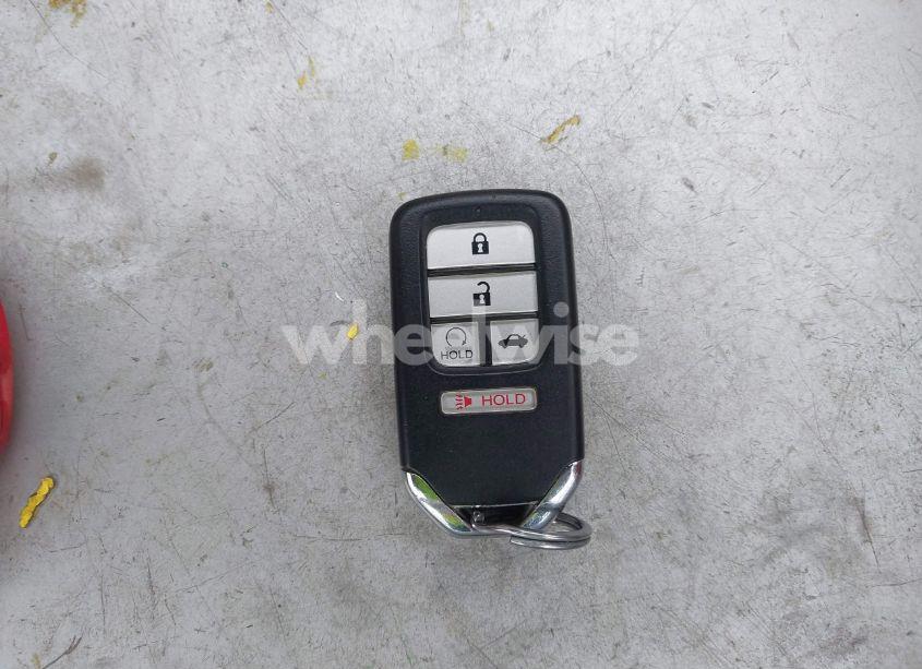 Photo 11 of 2017 Honda Accord TOURING V6 (VIN 1HGCR3F9XHA024923)