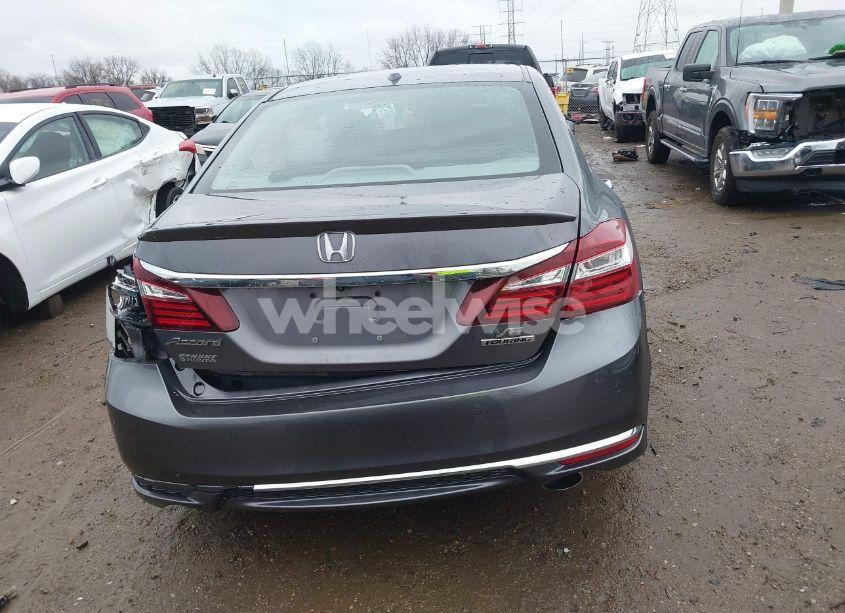 Photo 16 of 2017 Honda Accord TOURING V6 (VIN 1HGCR3F9XHA024923)