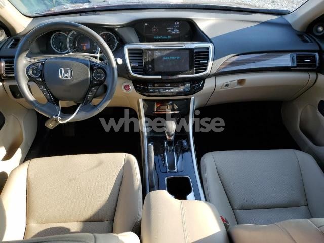 Photo 8 of 2017 HONDA ACCORD TOURING (VIN 1HGCR3F9XHA028891)