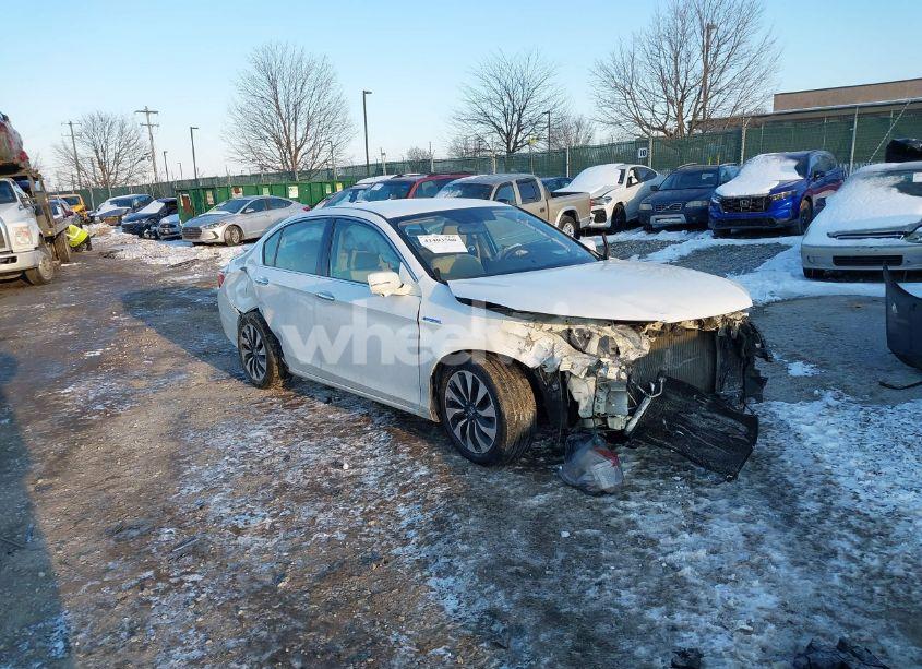 2015 Honda Accord HYBRID (VIN 1HGCR6F31FA008538) main photo
