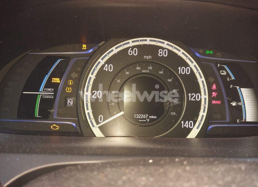 Photo 16 of 2015 Honda Accord HYBRID (VIN 1HGCR6F31FA008538)