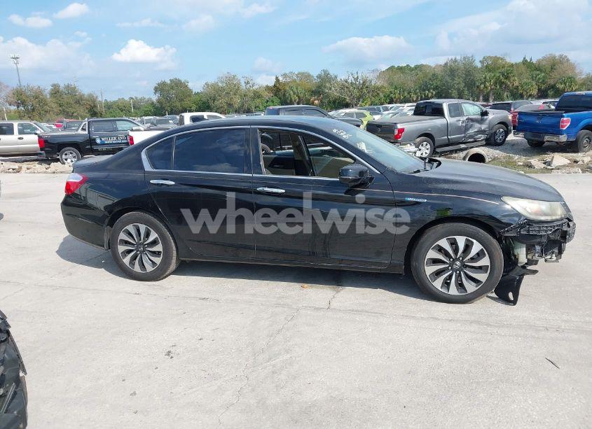 Photo 13 of 2014 Honda Accord HYBRID (VIN 1HGCR6F35EA004975)