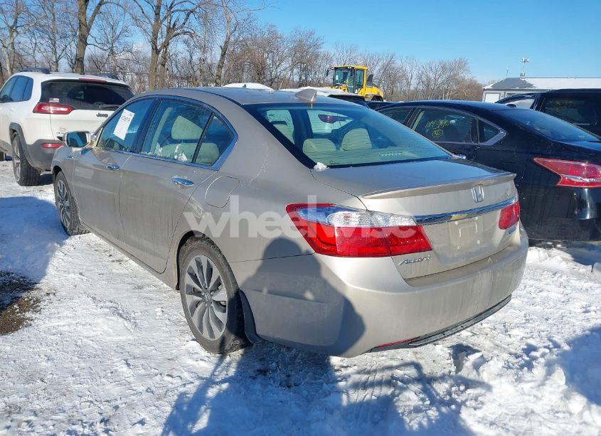 Photo 3 of 2014 Honda Accord HYBRID (VIN 1HGCR6F38EA007238)