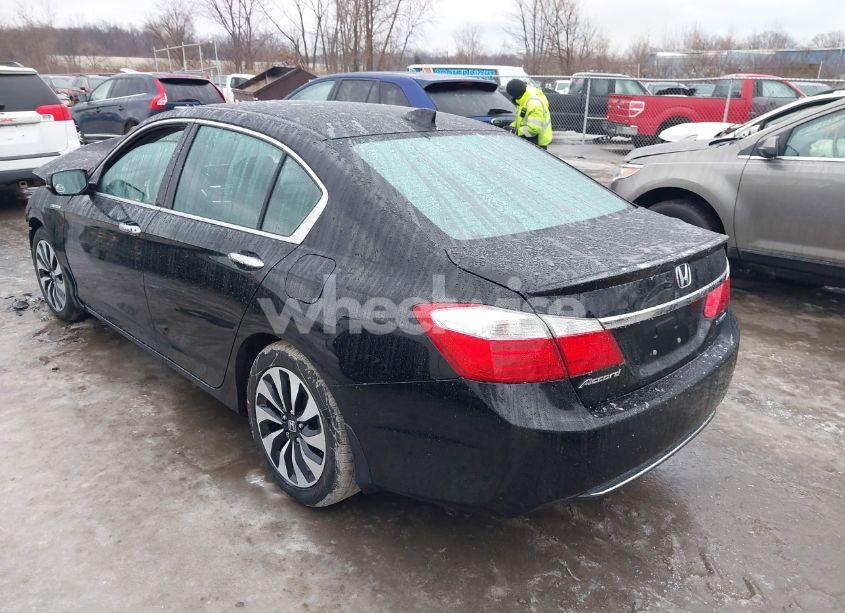 Photo 3 of 2014 Honda Accord HYBRID (VIN 1HGCR6F39EA002145)
