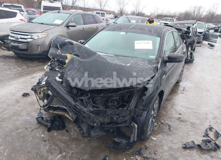 Photo 6 of 2014 Honda Accord HYBRID (VIN 1HGCR6F39EA002145)