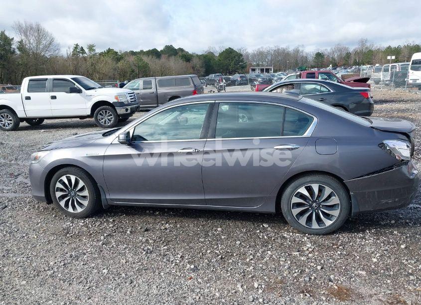 Photo 14 of 2014 Honda Accord HYBRID (VIN 1HGCR6F3XEA010030)