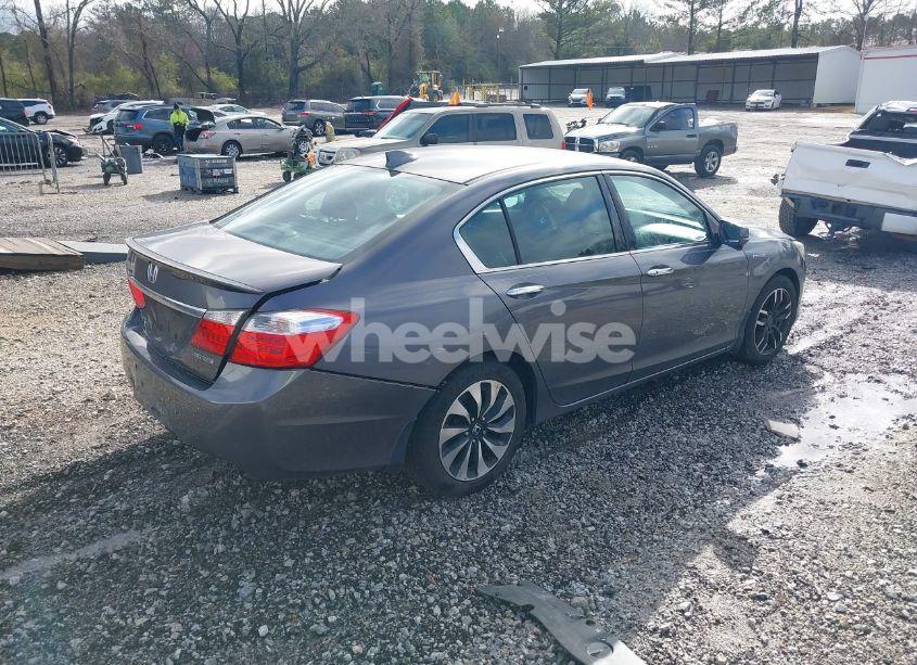 Photo 4 of 2014 Honda Accord HYBRID (VIN 1HGCR6F3XEA010030)
