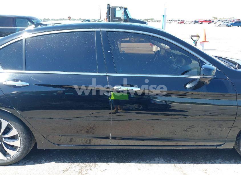 Photo 13 of 2015 Honda Accord HYBRID EX-L (VIN 1HGCR6F50FA008600)