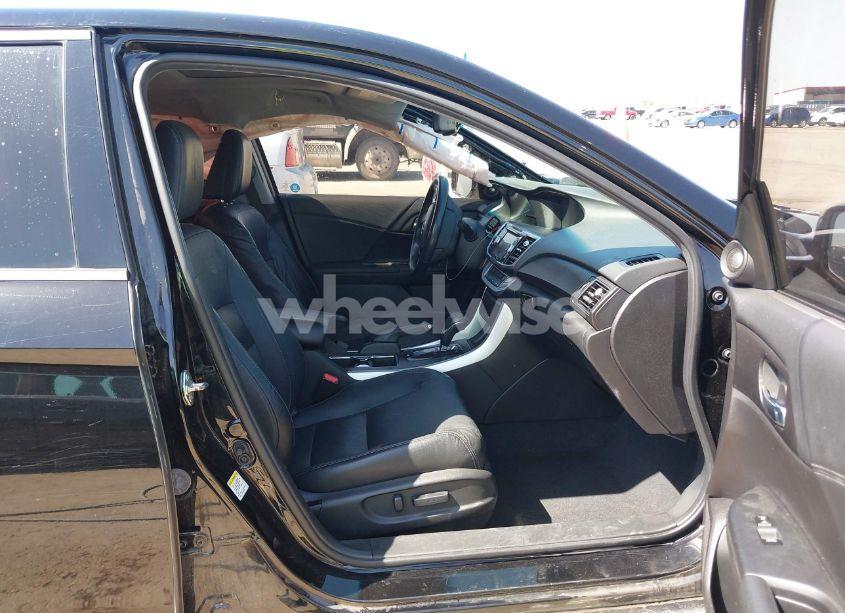 Photo 5 of 2015 Honda Accord HYBRID EX-L (VIN 1HGCR6F50FA008600)