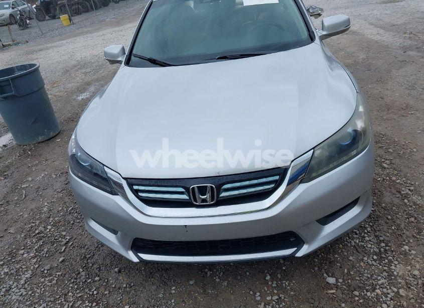 Photo 13 of 2015 Honda Accord HYBRID EX-L (VIN 1HGCR6F50FA012517)