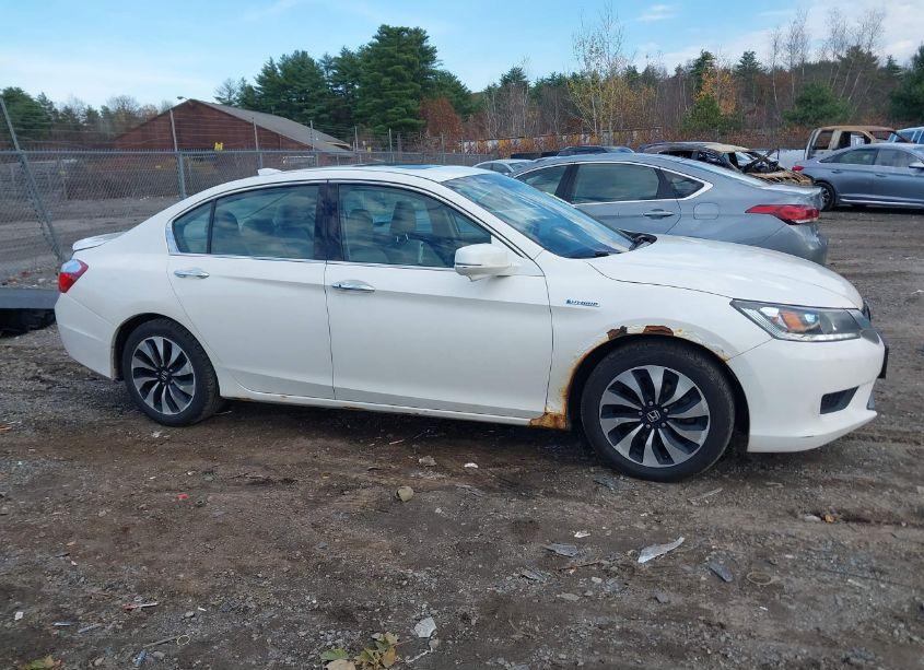 Photo 14 of 2015 Honda Accord HYBRID EX-L (VIN 1HGCR6F51FA002742)