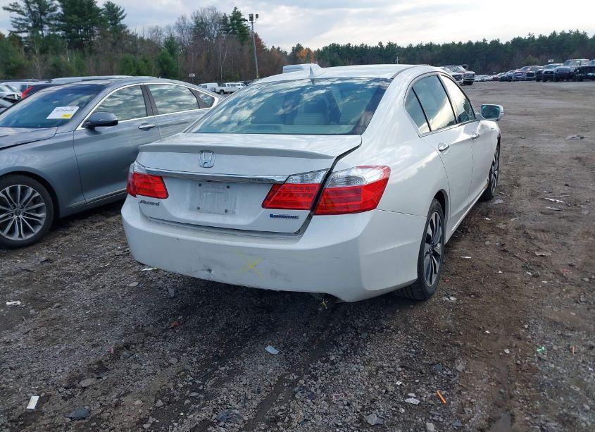 Photo 4 of 2015 Honda Accord HYBRID EX-L (VIN 1HGCR6F51FA002742)