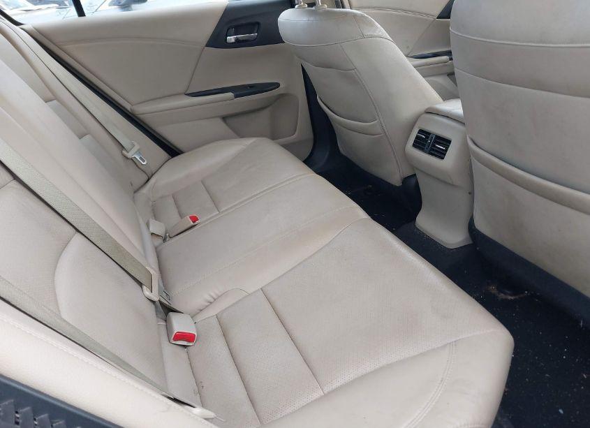 Photo 8 of 2015 Honda Accord HYBRID EX-L (VIN 1HGCR6F51FA002742)