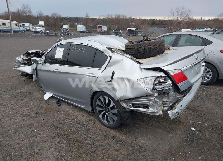 Photo 3 of 2015 Honda Accord HYBRID EX-L (VIN 1HGCR6F51FA014664)