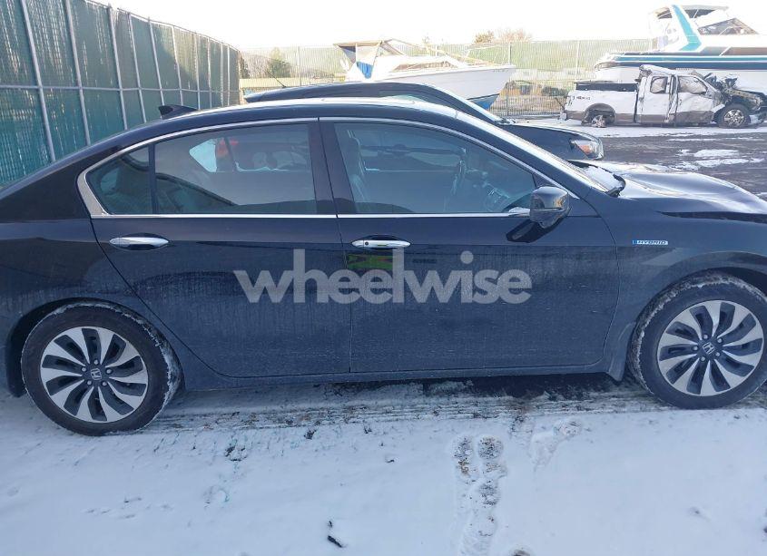 Photo 13 of 2014 Honda Accord HYBRID EX-L (VIN 1HGCR6F52EA007818)