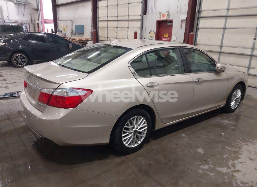 Photo 4 of 2014 Honda Accord HYBRID EX-L (VIN 1HGCR6F56EA004372)