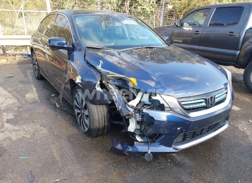 Photo 6 of 2015 Honda Accord HYBRID EX-L (VIN 1HGCR6F56FA009735)