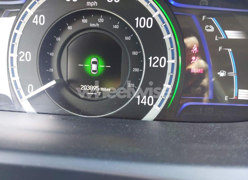 Photo 15 of 2015 Honda Accord HYBRID EX-L (VIN 1HGCR6F56FA011193)
