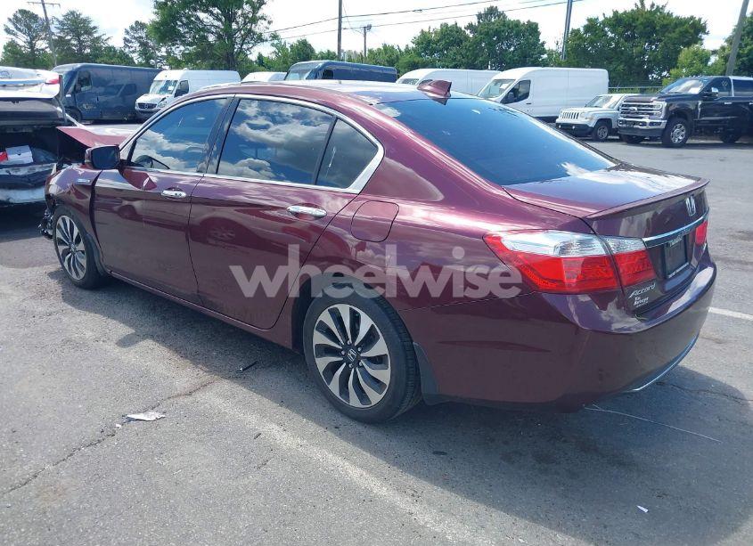 Photo 3 of 2015 Honda Accord HYBRID EX-L (VIN 1HGCR6F56FA011193)