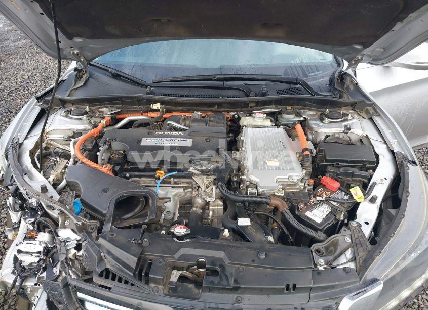 Photo 10 of 2014 Honda Accord HYBRID EX-L (VIN 1HGCR6F57EA006180)
