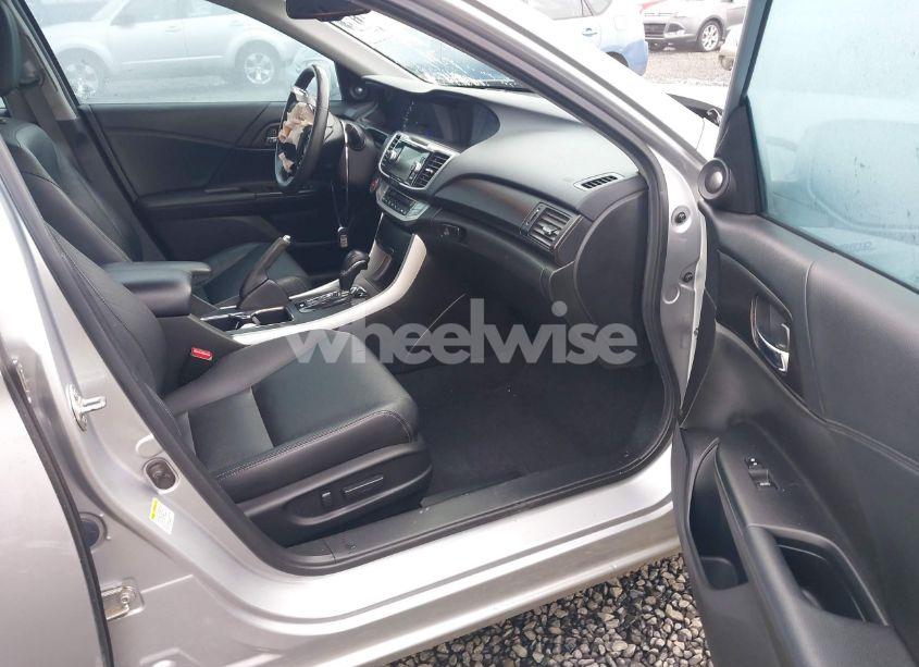 Photo 5 of 2014 Honda Accord HYBRID EX-L (VIN 1HGCR6F57EA006180)